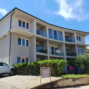https://vis-a-vis-apartments.primorje-gorskikotar.com